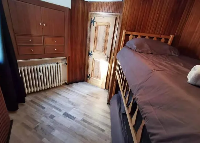 Newly Modern In The Heart Of Cervinia Апартаменти *