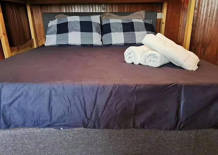 Апартаменти Newly Modern In The Heart Of Cervinia